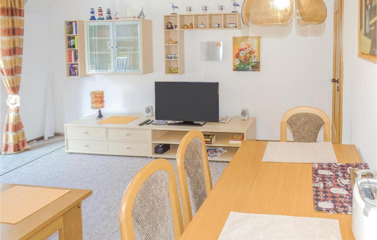 Beautiful Apartment In Buesum Ot Westerdeichs, Экстерьер фото